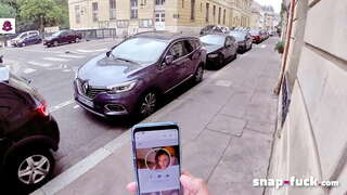 Flora Milano: Tamu mwanafunzi na glasi anapenda suck &amp;amp; wapanda jogoo! Snap-fuck.com