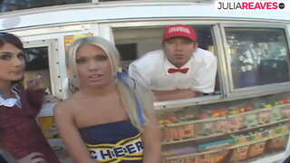 Hield senador ta río ta mira su punta di saludos