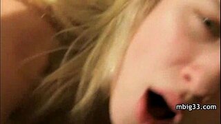 Birinchi Qora Monster Mening Xo&#039;roz