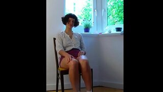 Babe አሁን Hairy Pussy እና Hairy Pits ቅድሚያ ለማየት ጋር Orgasm