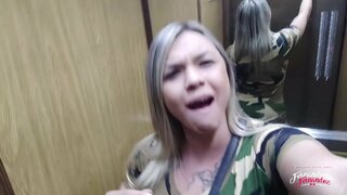 Hot chick nepieredzējis gailis, un draugs, d.